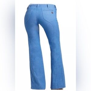 Tory Burch Lightweight Leigh Flare Jeans Size 27